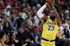 多宝登录入口 -多特蒙德训练开放日，清晨完成体检引欢呼，全明星赛在即，资深球员宣示担当(3年级阅读理解训练题100篇)